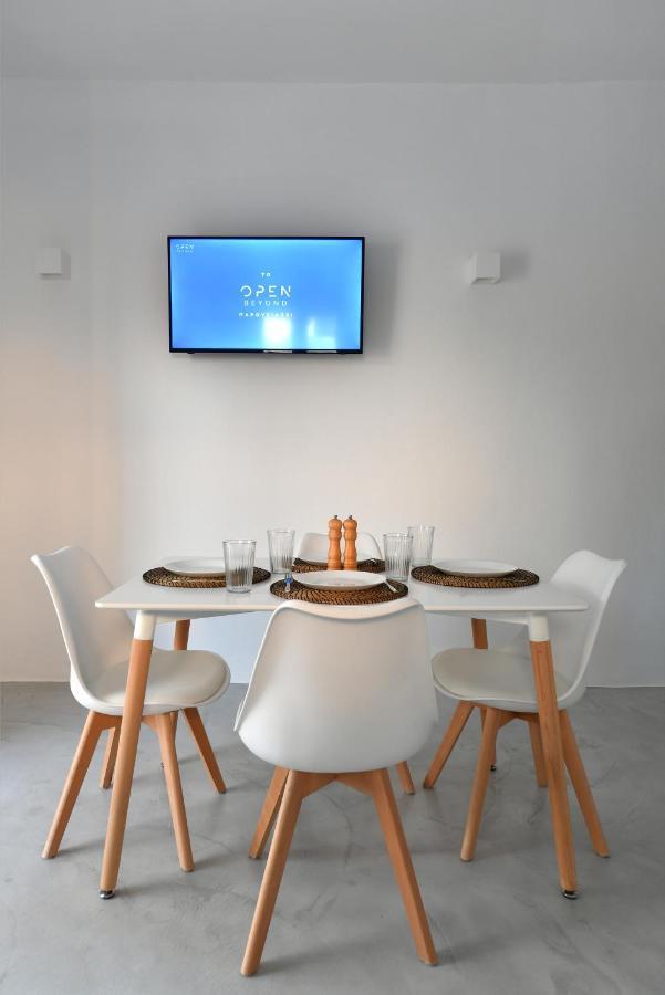 21 Luxury Apartments เนาซา ภายนอก รูปภาพ