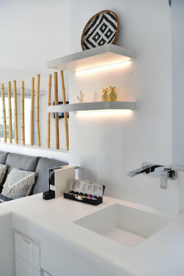 21 Luxury Apartments เนาซา ภายนอก รูปภาพ